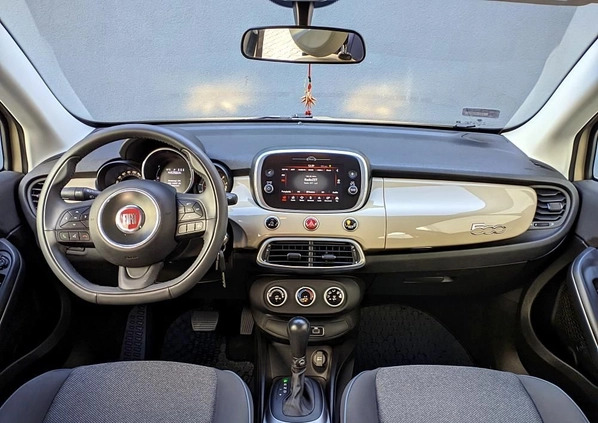 Fiat 500X cena 66900 przebieg: 92150, rok produkcji 2018 z Zakroczym małe 379